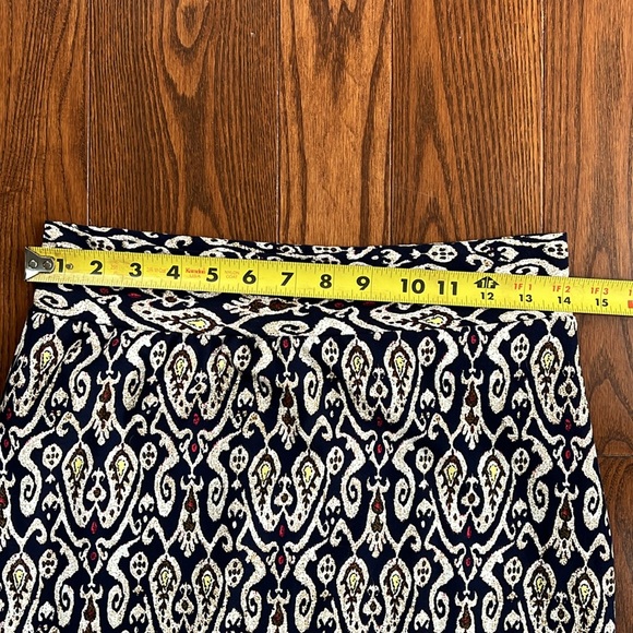 NWOT Pencil Skirt - Picture 2 of 6